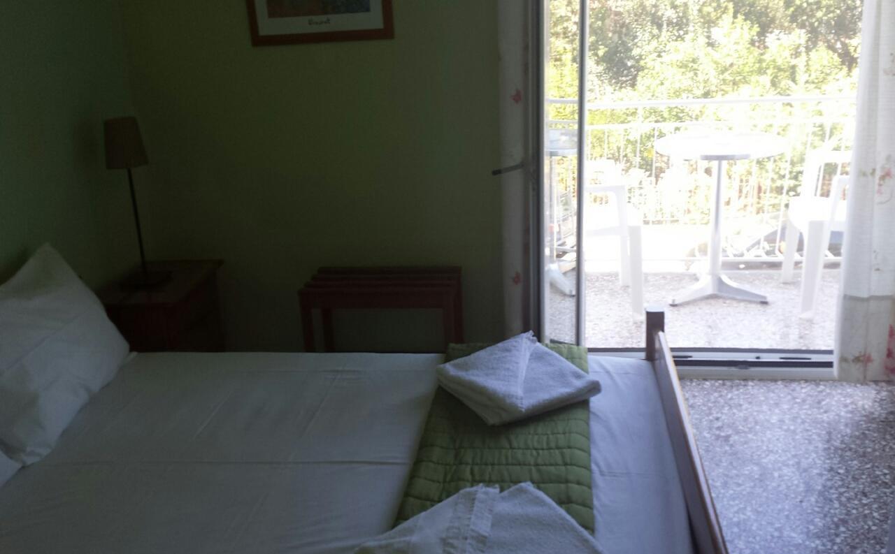 Pagonion Hotel Kamena Vourla Buitenkant foto